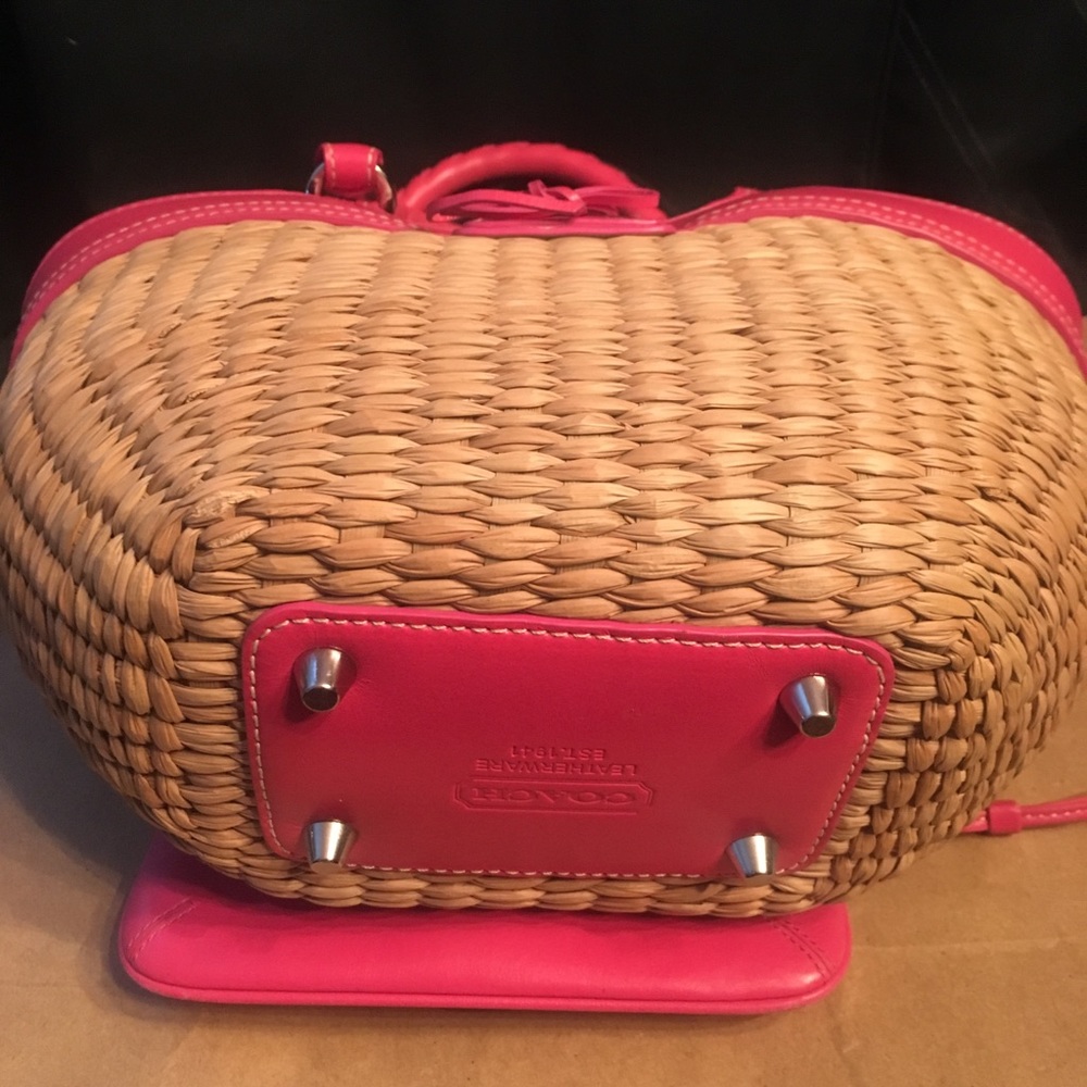 Coach pink leather butterfly straw+flower wallet - Picture 4 of 6